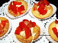 Red pepper hummus canapes